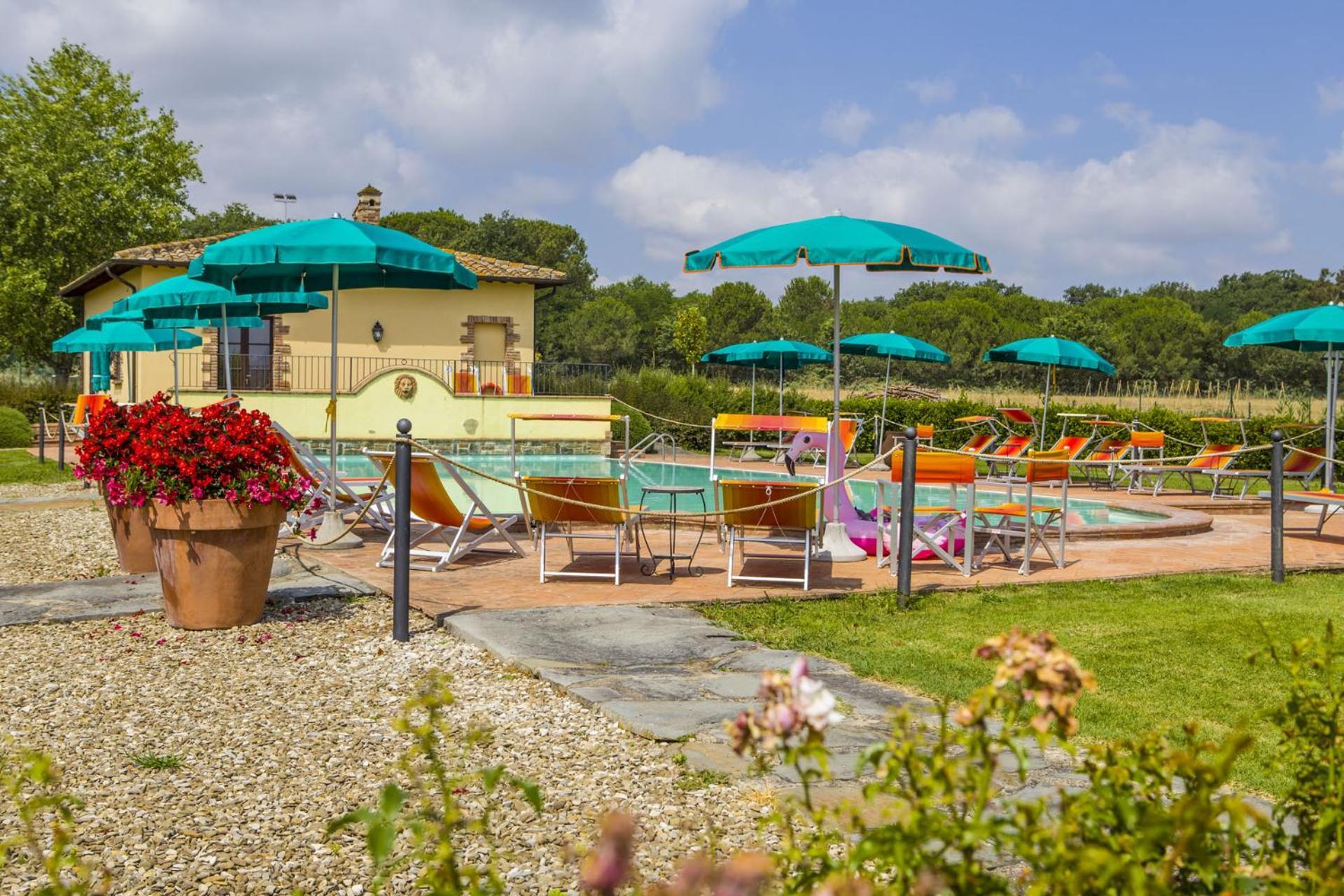 Villa Del Lago - Homelike Villas カスティリオーネ・デル・ラーゴ エクステリア 写真